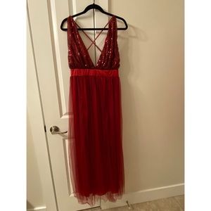 Red sequin deep V maxi dress (Holiday or Christmas) Never worn